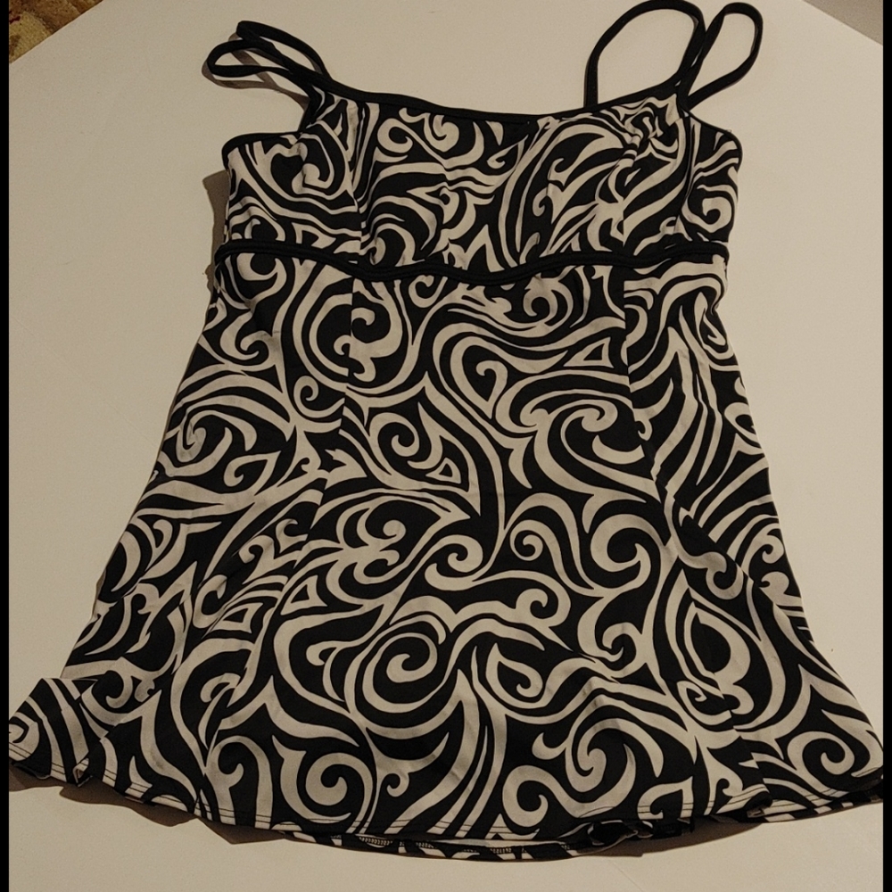 Croft and Barrow size 10 1 piece Bathing suit